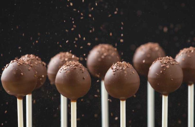 Caramel and walnut chocolate lollipops (photo credit: Courtesy)