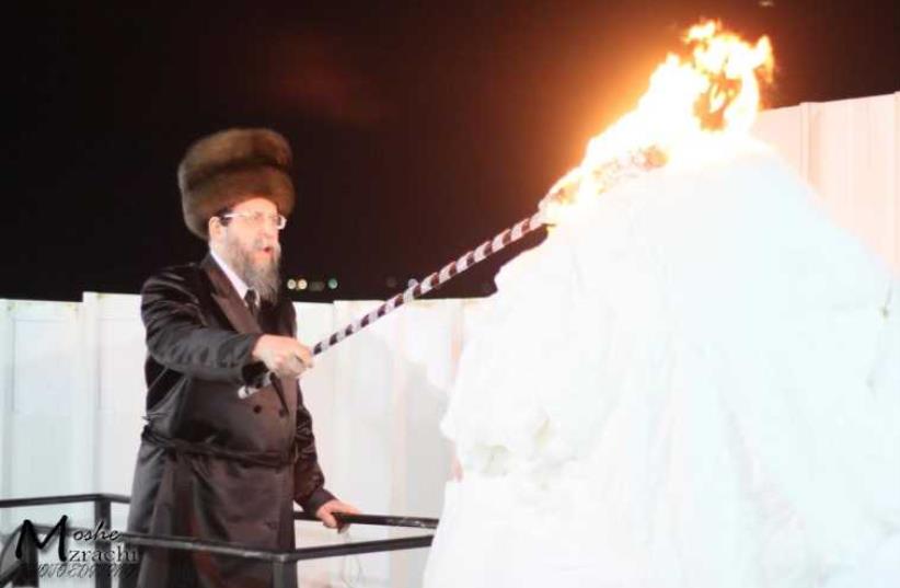 Lag Ba'omer festivities draw tens of thousands to Mt. Meron‏. (photo credit: MOSHE MIZRACHI AND AVRAHAM ZEMACH/OR HARASHBI SPOKESPERSON)