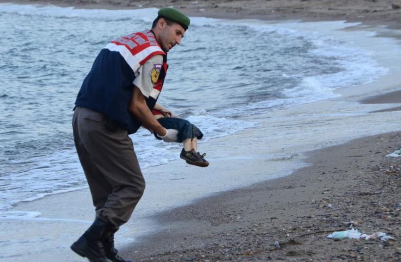 Bodrum Child (photo credit: STR / DOGAN NEWS AGENCY / AFP)