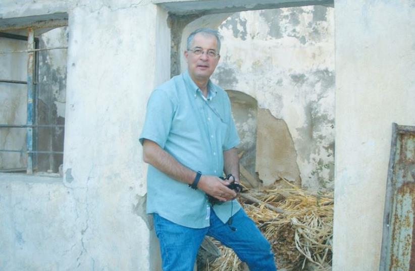 DR. MORDECHAI ZAKEN, an Israeli expert on the Kurds, visits a former synagogue in the city of Zakho, in Iraqi Kurdistan (photo credit: Courtesy)