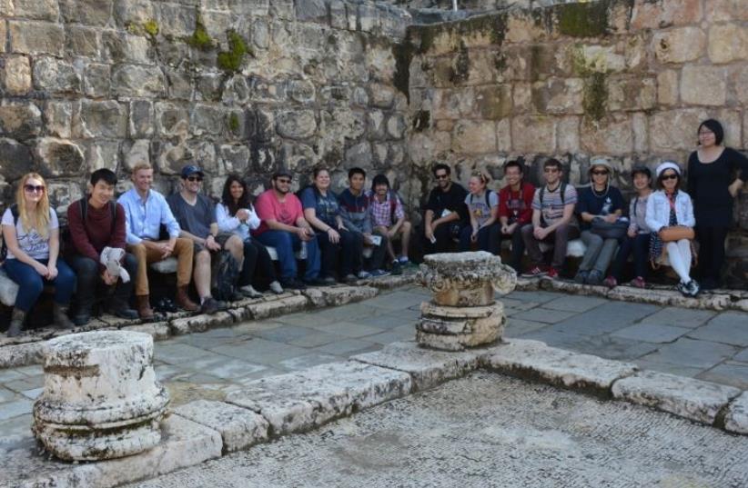 Azekah exacavation group photo (photo credit: TEL AVIV UNIVERSITY INTERNATIONAL PROGRAM IN ANCIENT ISRAEL STUDIES: ARCHAEOLOGY AND HISTORY OF THE)