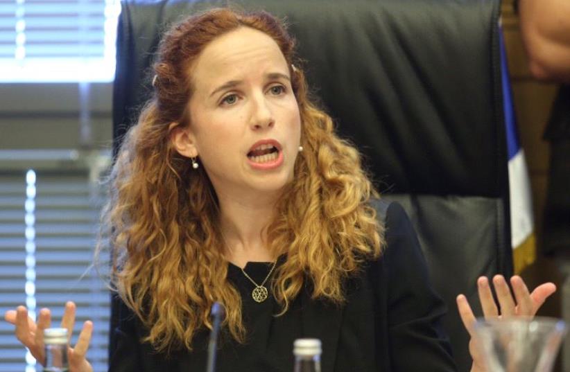 Stav Shaffir gestures while speaking in the Knesset (photo credit: MARC ISRAEL SELLEM)