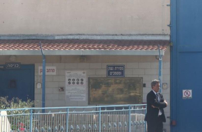 French opposition MP Georges Fenech at Ofer Prison, September 15, 2016 (photo credit: MARC ISRAEL SELLEM)