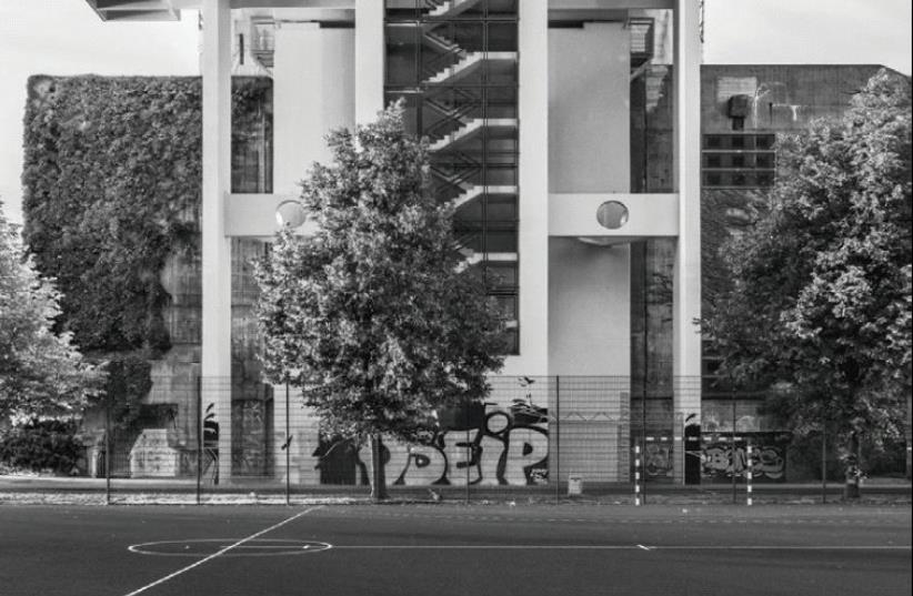 PALLASSEUM BUILDING complex in Berlin. (photo credit: ELI SINGALOVSKI)