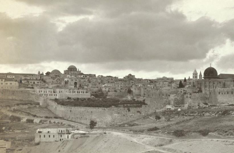 A panorama of early 20th-century Jerusalem, showing the city walls, the Dome of the Rock and the Aksa Mosque (photo credit: Wikimedia Commons)