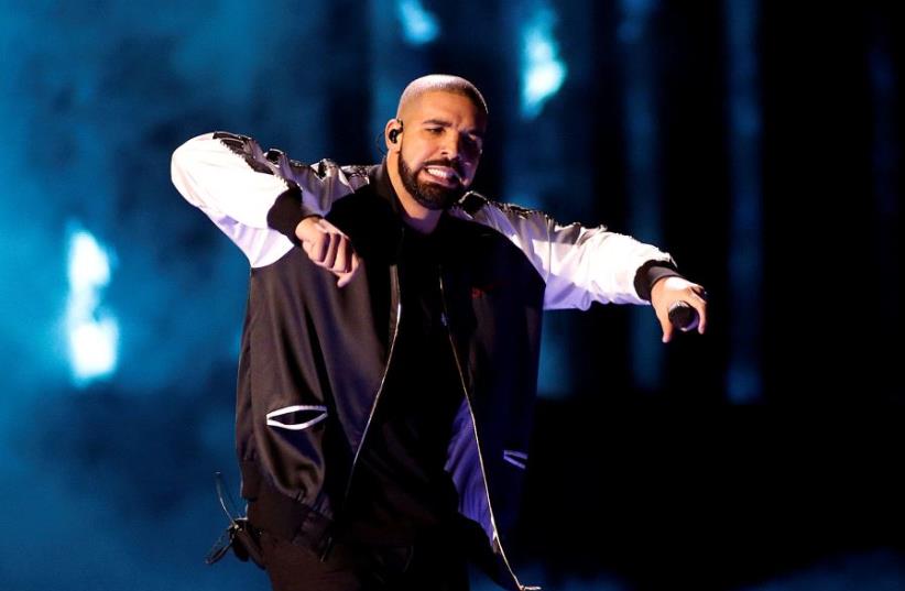 Drake performs during the iHeartRadio Music Festival at The T-Mobile Arena in Las Vegas, Nevada, US September 23, 2016 (photo credit: REUTERS)