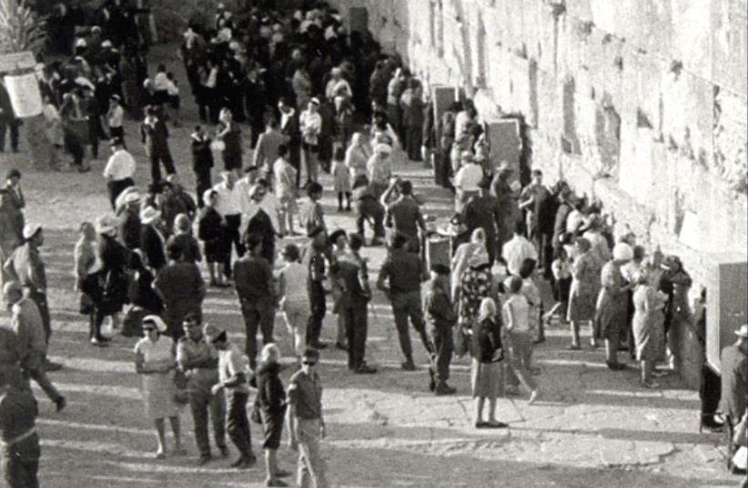 Israelis visit the Western Wall in 1967 after its opening to the public following the Six Day War (photo credit: R. M. KNELLER/JERUSALEM POST ARCHIVES)