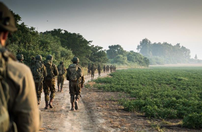 IDF SOLDIERS take part in a military exercise. (photo credit: IDF SPOKESMAN’S UNIT)