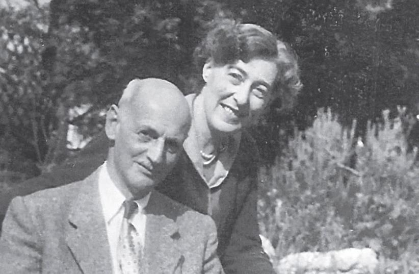 Otto and Fritzi Frank in London, 1957 (photo credit: EVA SCHLOSS)