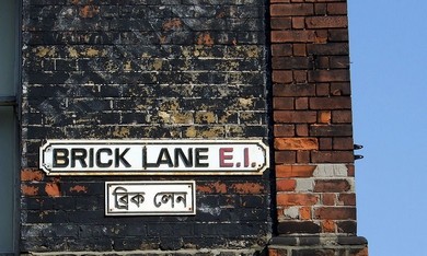 Brick Lane street sign (Wikicommons)