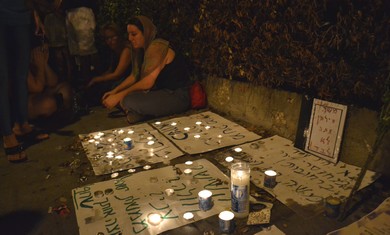 Candle-light vigil for Moshe Silman in Tel Aviv (Photo: Michael Omer-Man)