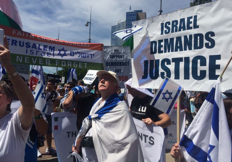 Pro Israel rally outside UNHRC in Geneva‏ (credit: SAM SOKOL)