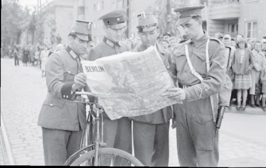 German police in Berlin during World War II. (credit: Wikimedia Commons)