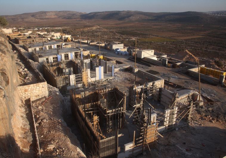 Construction in Shiloh settlement (credit: MARC ISRAEL SELLEM/THE JERUSALEM POST)