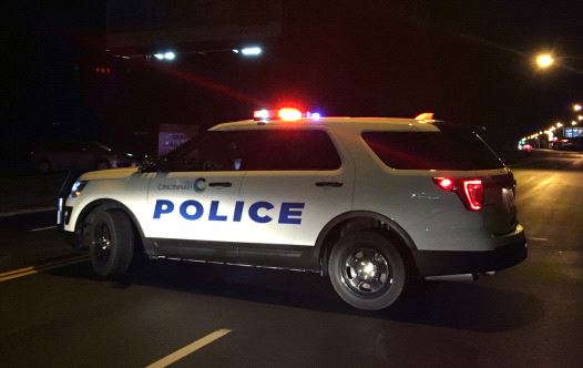 A police car blocks access to the scene of a mass shooting at the Cameo Nightlife club in Cincinatti, Ohio, US March 26, 2017. (credit: REUTERS)