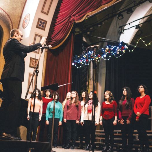 Micah Hendler directs the Jerusalem Youth Chorus (credit: OR DOGAN)