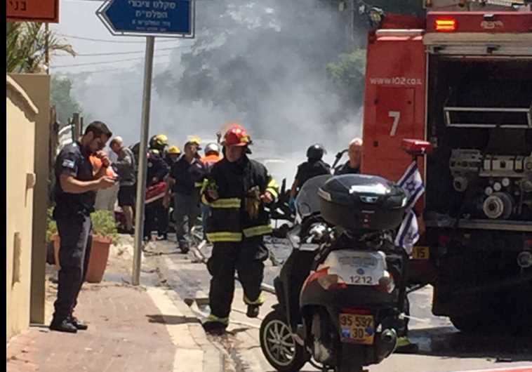 Vehicle explosion in Givatayim