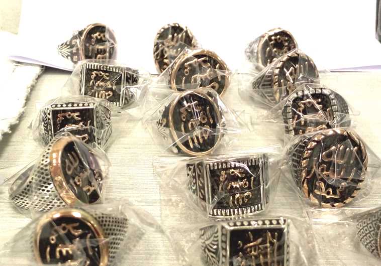 ISIS rings seized by customs at airport