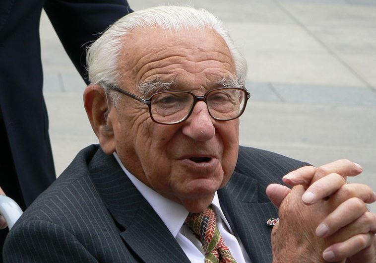 Sir Nicholas Winton in Prague