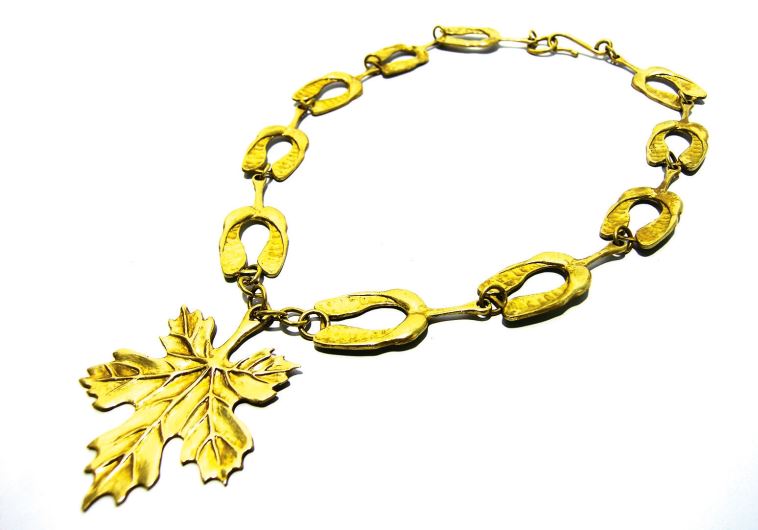 “Made by Jewelers” exhibition in the Ilana Goor Museum