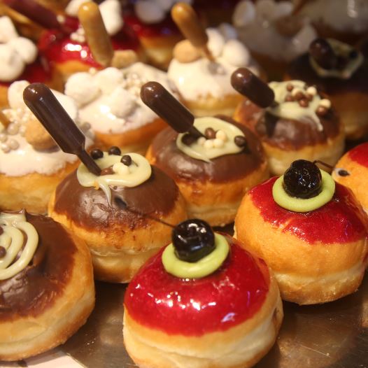 Sufganiot (Hanukka donuts)