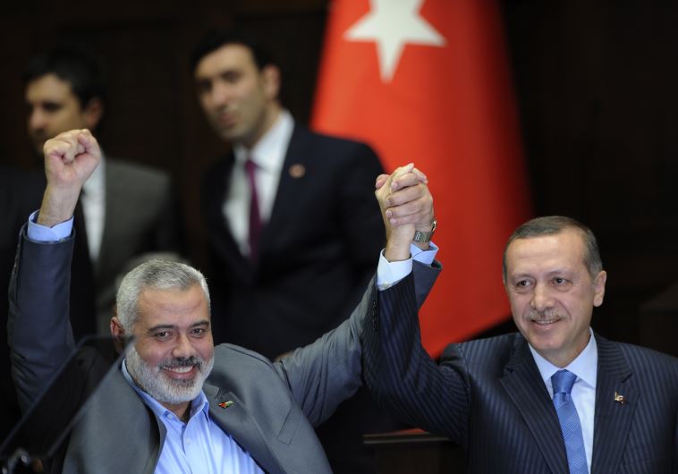 Turkey's President Recep Tayyip Erdogan (R) and Hamas leader Ismail Haniyeh seen in Ankara on January 3, 2012 