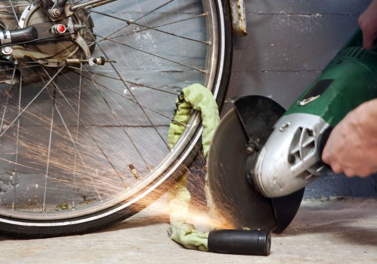 Bike thief 