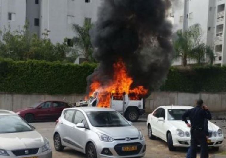 Scene of car bomb in Tel Aviv