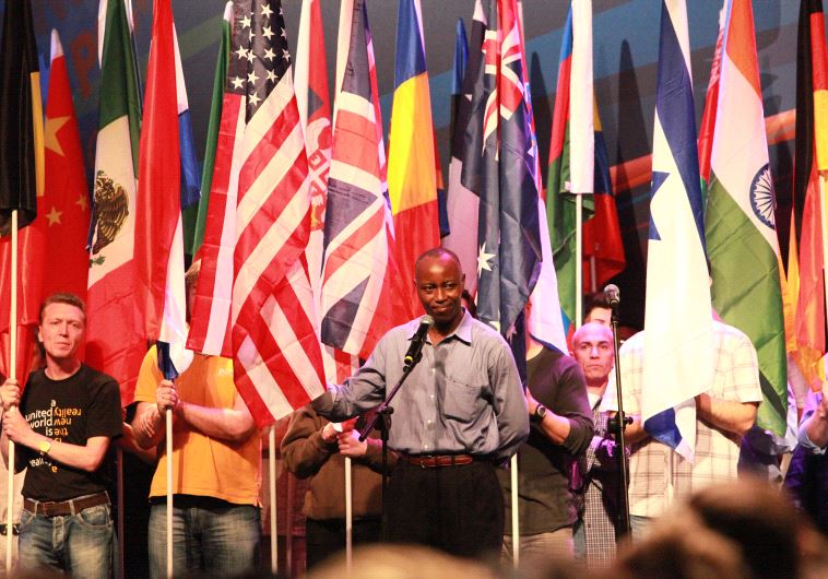 Attendants from dozens of countries and from all religions participating in the World Kabbalah Convention at Ganei Hataarucha, Tel-Aviv