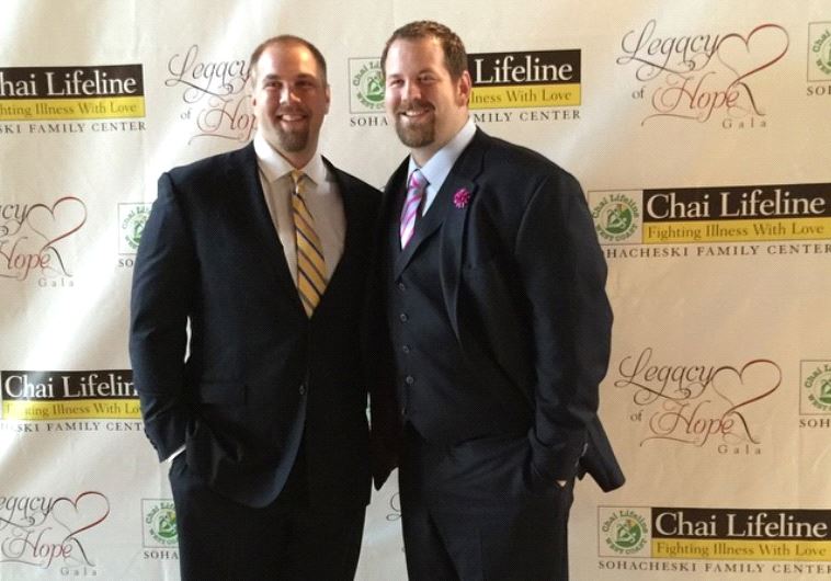 Mitch (R) and Geoff Schwartz