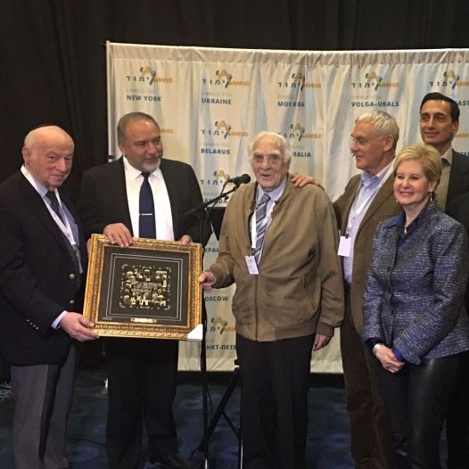 Board chairman of the Claims Conference Julius Berman, Avigdor Lieberman, Baruch Shuv that was presented a honorary Limmud FSU award,Yossi Shuv, Limmud FSU co-founder Sandra F. Cahn ,Matthew Bronfman,Dr. Joel Rappel and Limmud FSU founder Chaim Chesler
