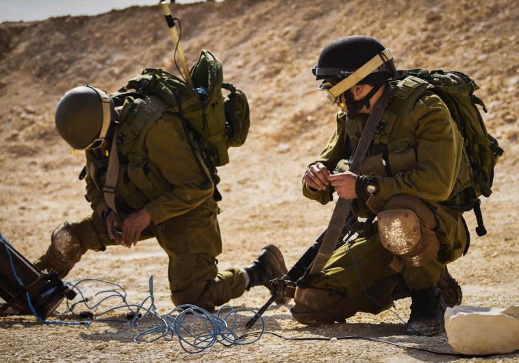 IDF Yahalom unit trains in Jordan valley