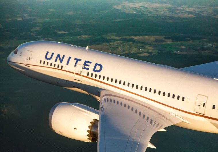 A United Airlines Boeing 787 Dreamliner