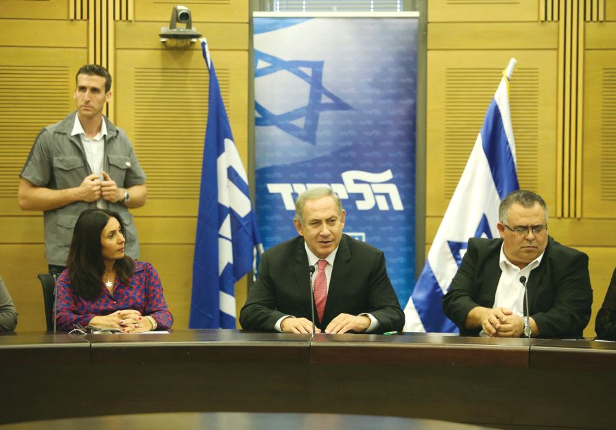 Culture Minister Miri Regev, Prime Minister Netanyahu and MK David Bitan in the Knesset in November