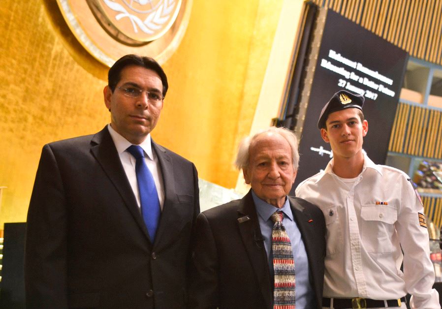 Noah Klieger in the UN General Assembly Hall with his grandson Yuval and Ambassador Danon
