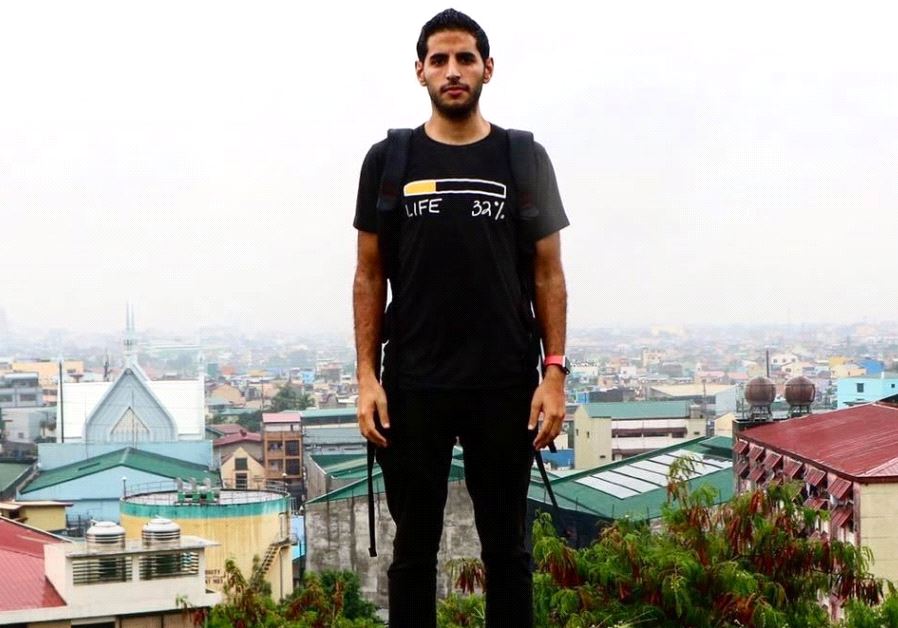 Nuseir Yassin in the Philippines