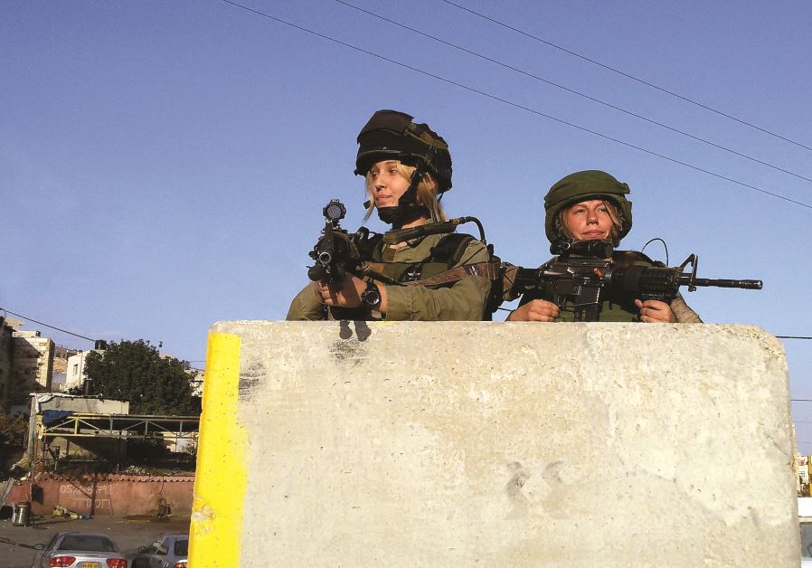 Soldates de l’unité combattante Masada  à proximité du village de Hizma