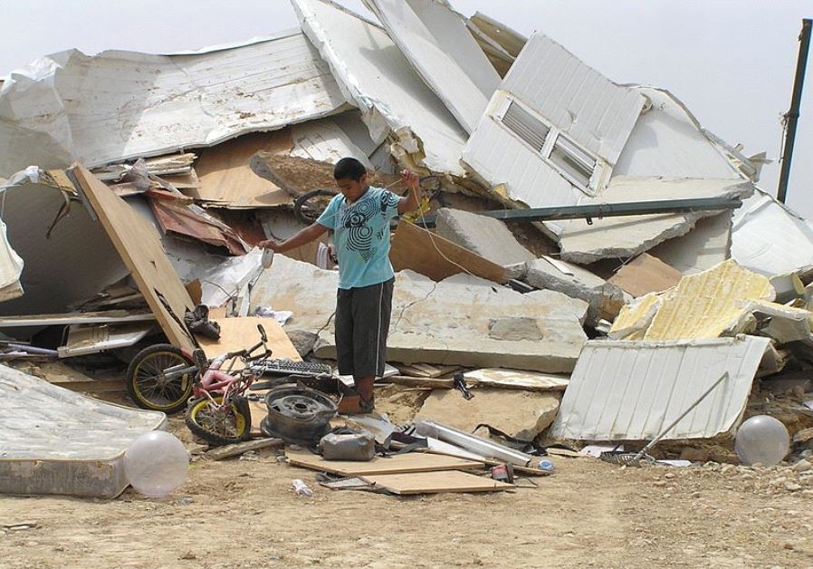  A demolished house in the unrecognized Bedouin village of al-Arakib, few days after all the houses of the village were demolished by Israeli law enforcements, 31 July 2010