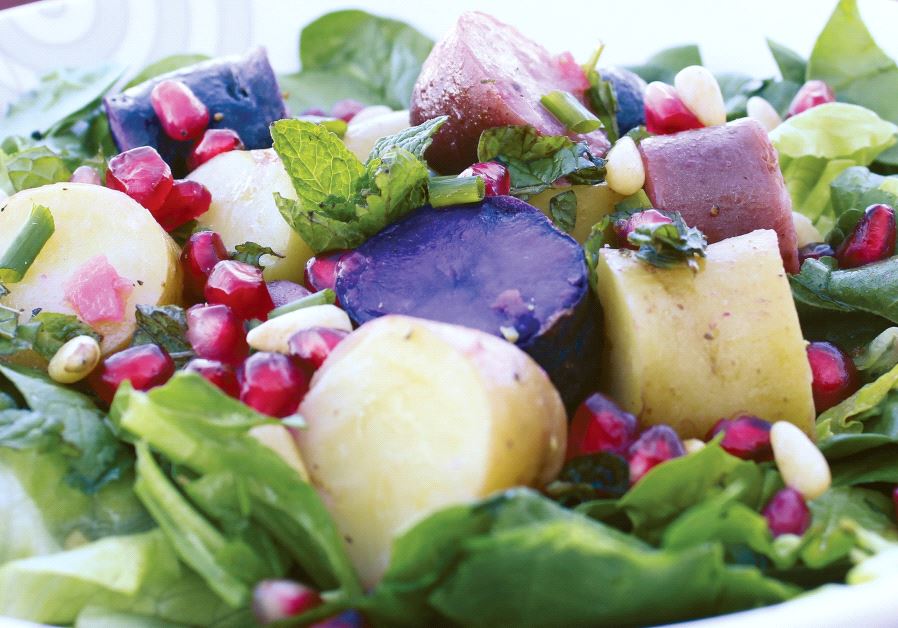 Mojito potato-pomegranate salad