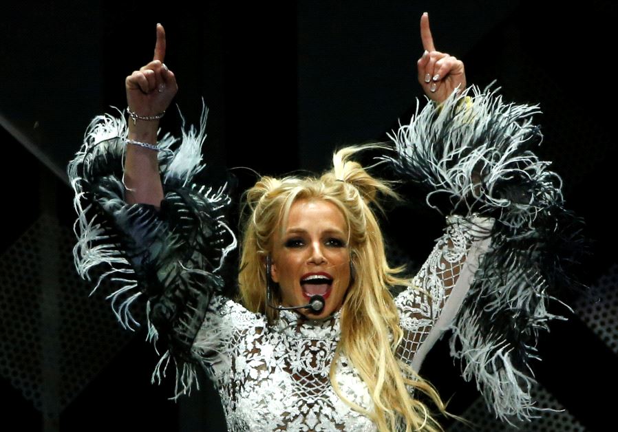 Britney Spears performs at iHeartRadio Jingle Ball concert at Staples Center in Los Angeles, California U.S., December 2, 2016