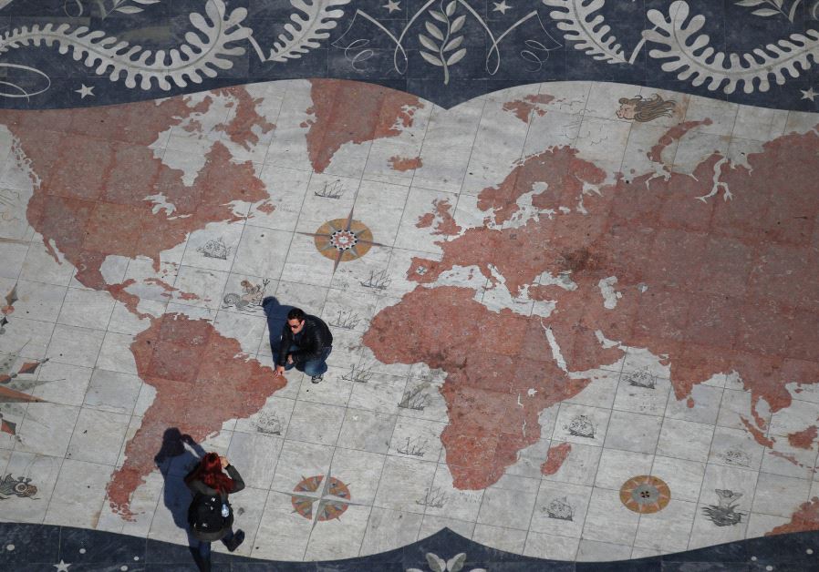 A tile design with the map of the world