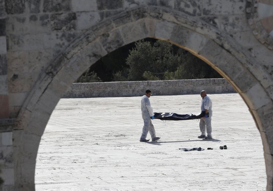 Israeli police remove assailant from Temple Mount compound